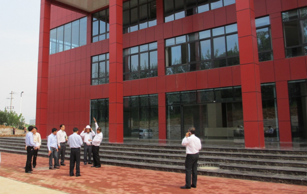 ประธานกรรมการบริหารกลุ่มบริษัทเมโทรแมชีนเนอรี่ ตรวจเยี่ยมสำนักงานใหม่ที่ เมืองเฉินตู ประเทศจีน